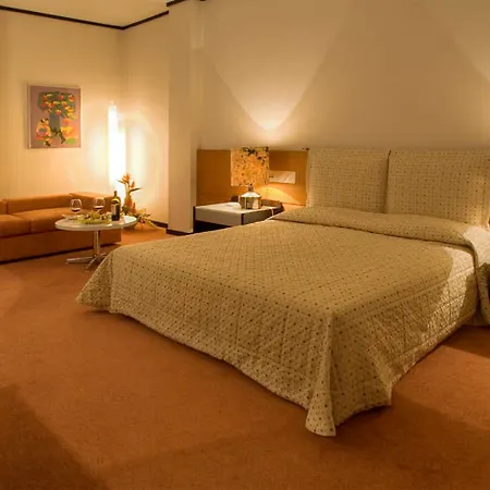 Hotell Mercure President